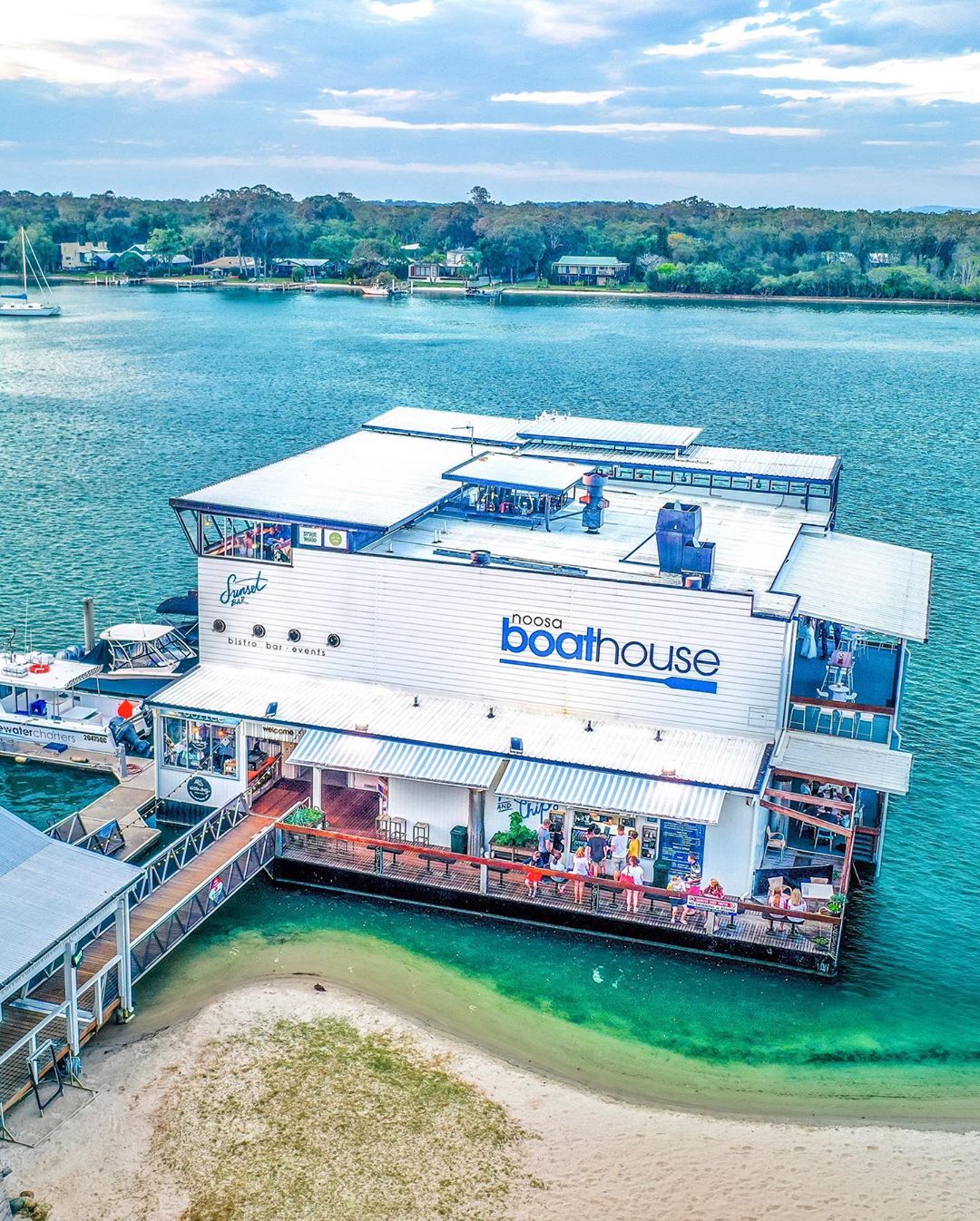 The Sunshine Coast's Best Spots to Feast on Seafood Queensland