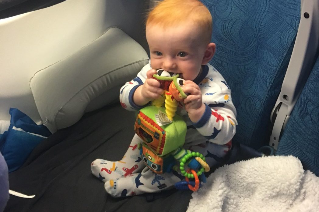 Flying with a baby | What to pack for the flight Flying with a baby | What to pack for the flight