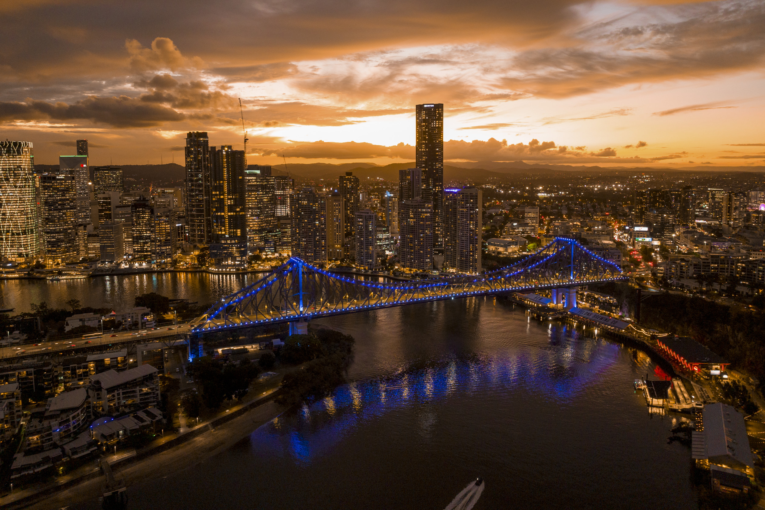 Twlight Climb - summit the Story Bridge for sunset views over Brisbane City