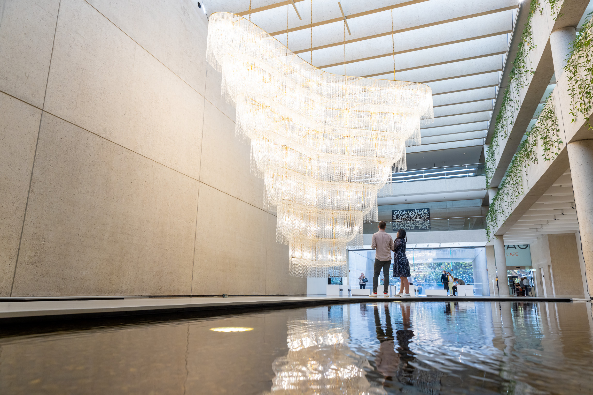 Couple at QAGOMA - Queensland Art Gallery & Gallery of Modern Art | Brisbane backpackers guide