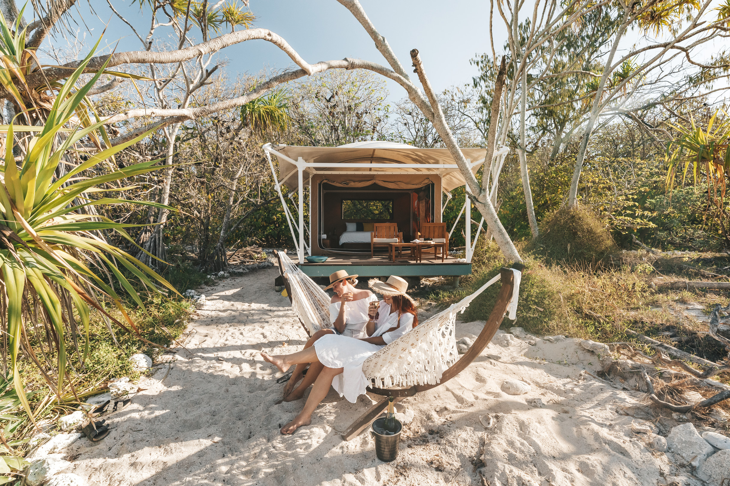 Couple Luxury glamping accommodation Wilson Island | Why visit Wilson Island Couple Luxury glamping accommodation Wilson Island | Why visit Wilson Island