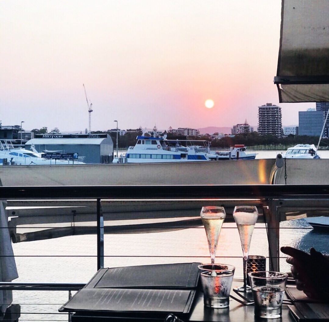 Glass Dining | What to do Main Beach Gold Coast