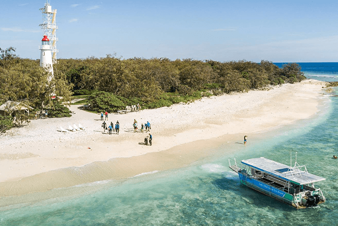Lady Elliot Island boat | Southern Great Barrier Reef Lady Elliot Island boat | Southern Great Barrier Reef
