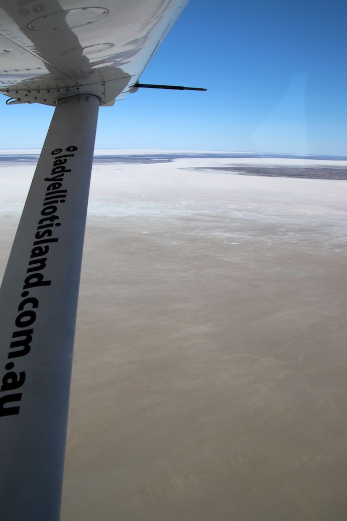 Flying overt lake Eyre Flying overt lake Eyre