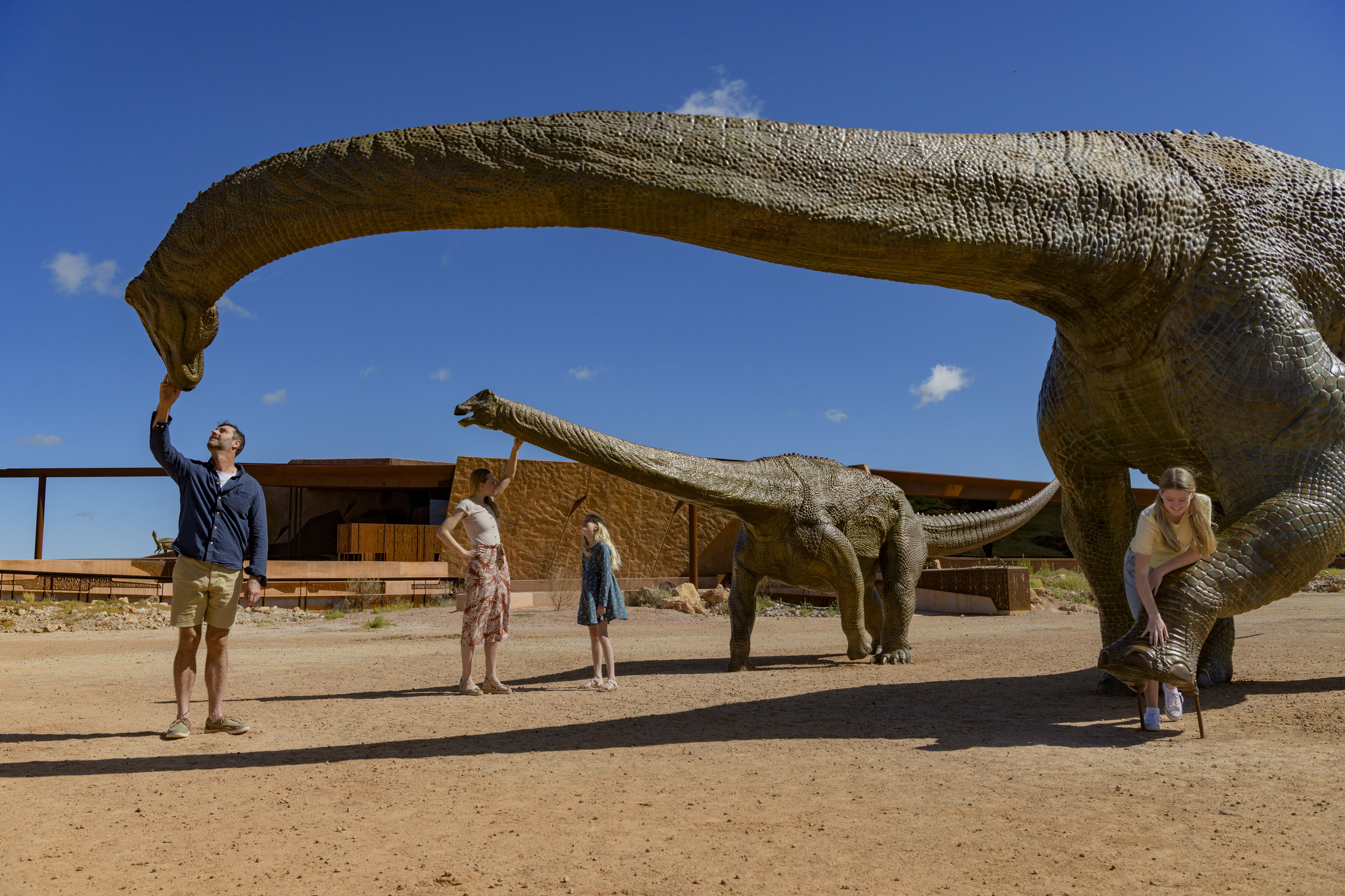 Australian Age of Dinosaurs | Plan trip outback queensland Australian Age of Dinosaurs | Plan trip outback queensland