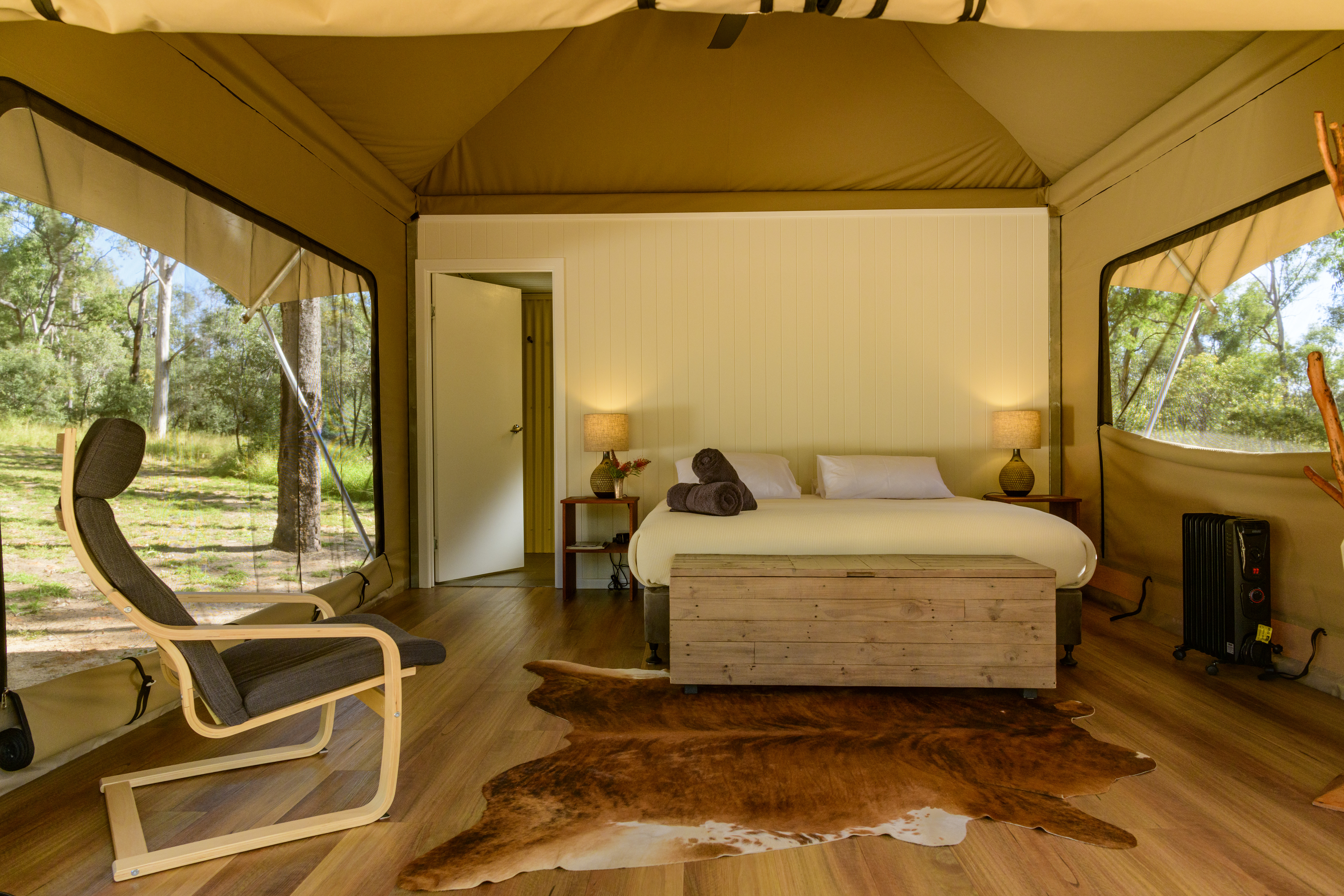 Group from Wallaroo Outback Retreat | Outback Queensland luxury
