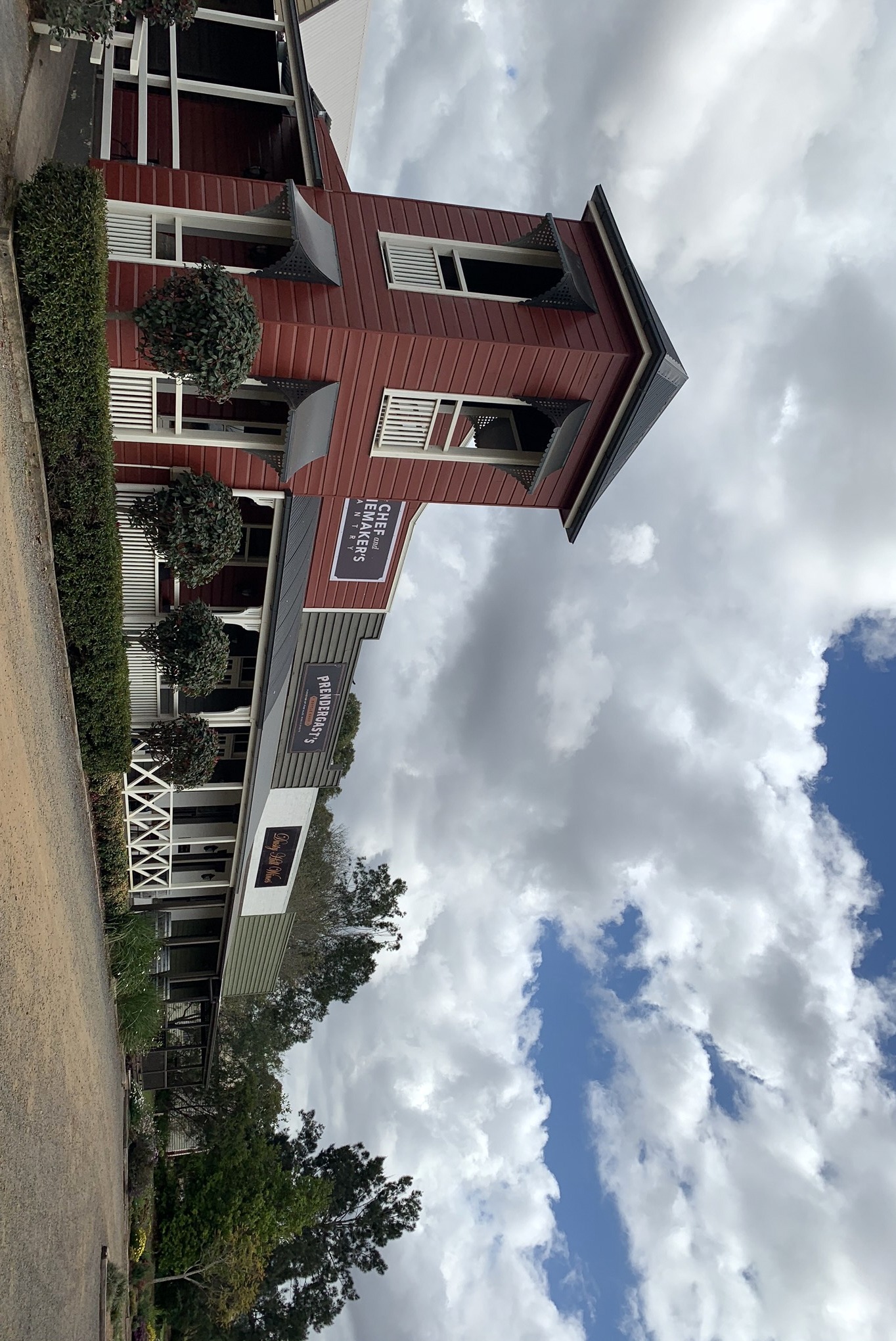 Dusty Hill Winery | Brisbane to Hervey Bay