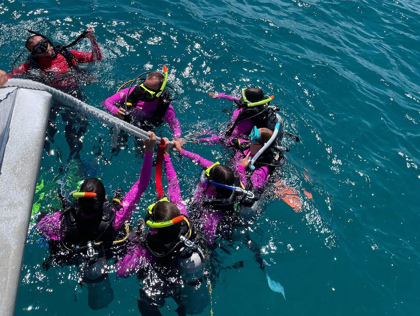 Dive certification near Hamilton Island Whitsundays with Explore Group | scuba diving great barrier reef first time Dive certification near Hamilton Island Whitsundays with Explore Group | scuba diving great barrier reef first time