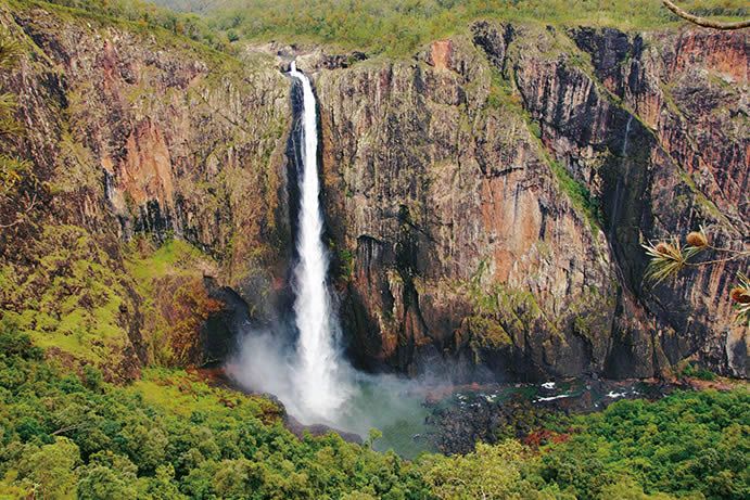 Wallaman Falls | free things to do Townsville Wallaman Falls | free things to do Townsville