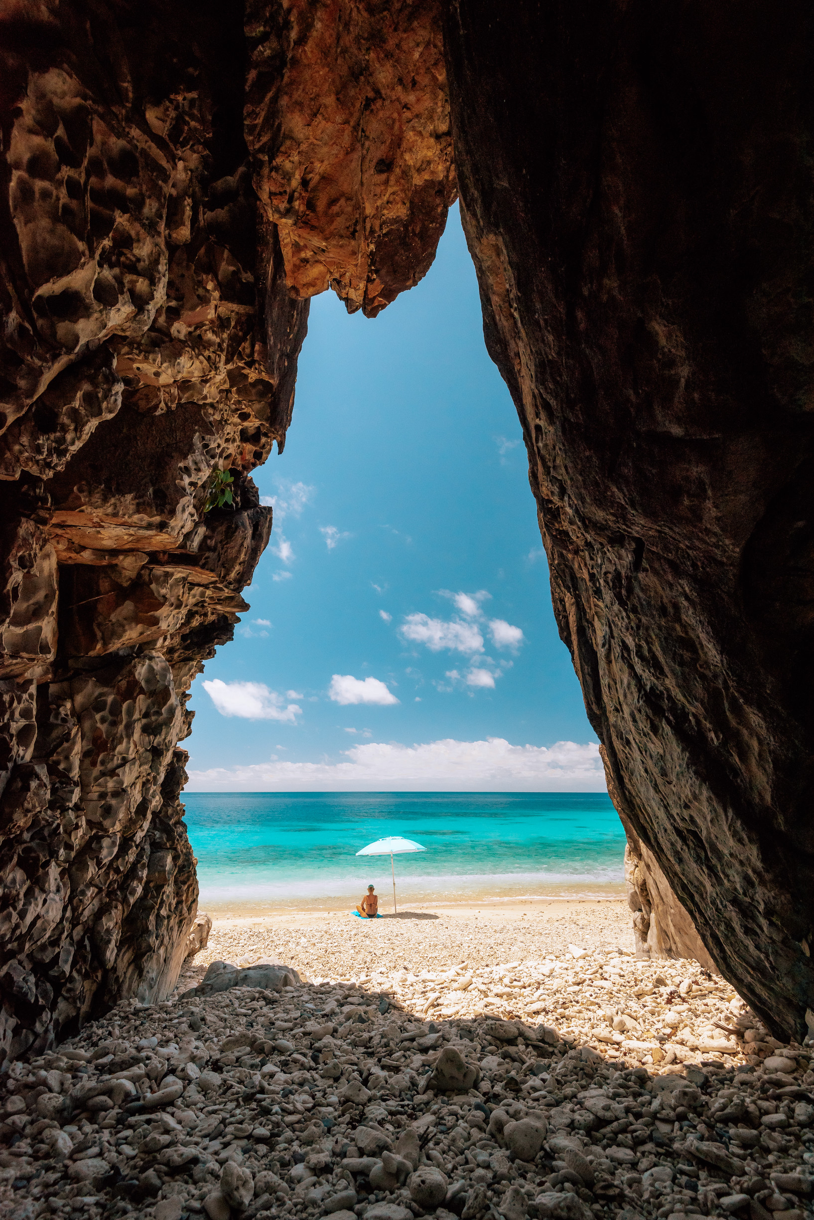 Beach day trip from Orpheus Island | Best honeymoon destinations Queensland Beach day trip from Orpheus Island | Best honeymoon destinations Queensland