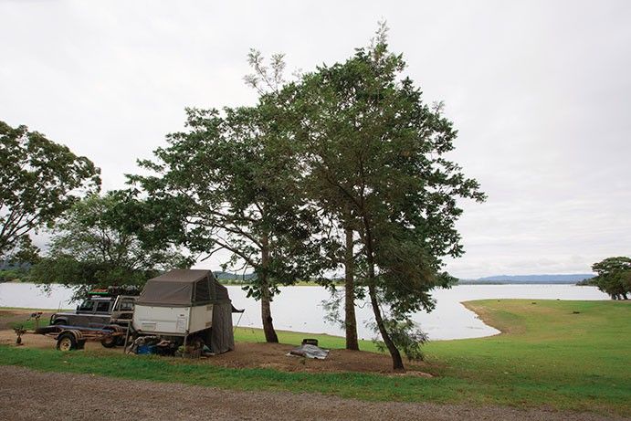 Camping at Lake Tinaroo | The best campfire spots in Queensland Camping at Lake Tinaroo | The best campfire spots in Queensland