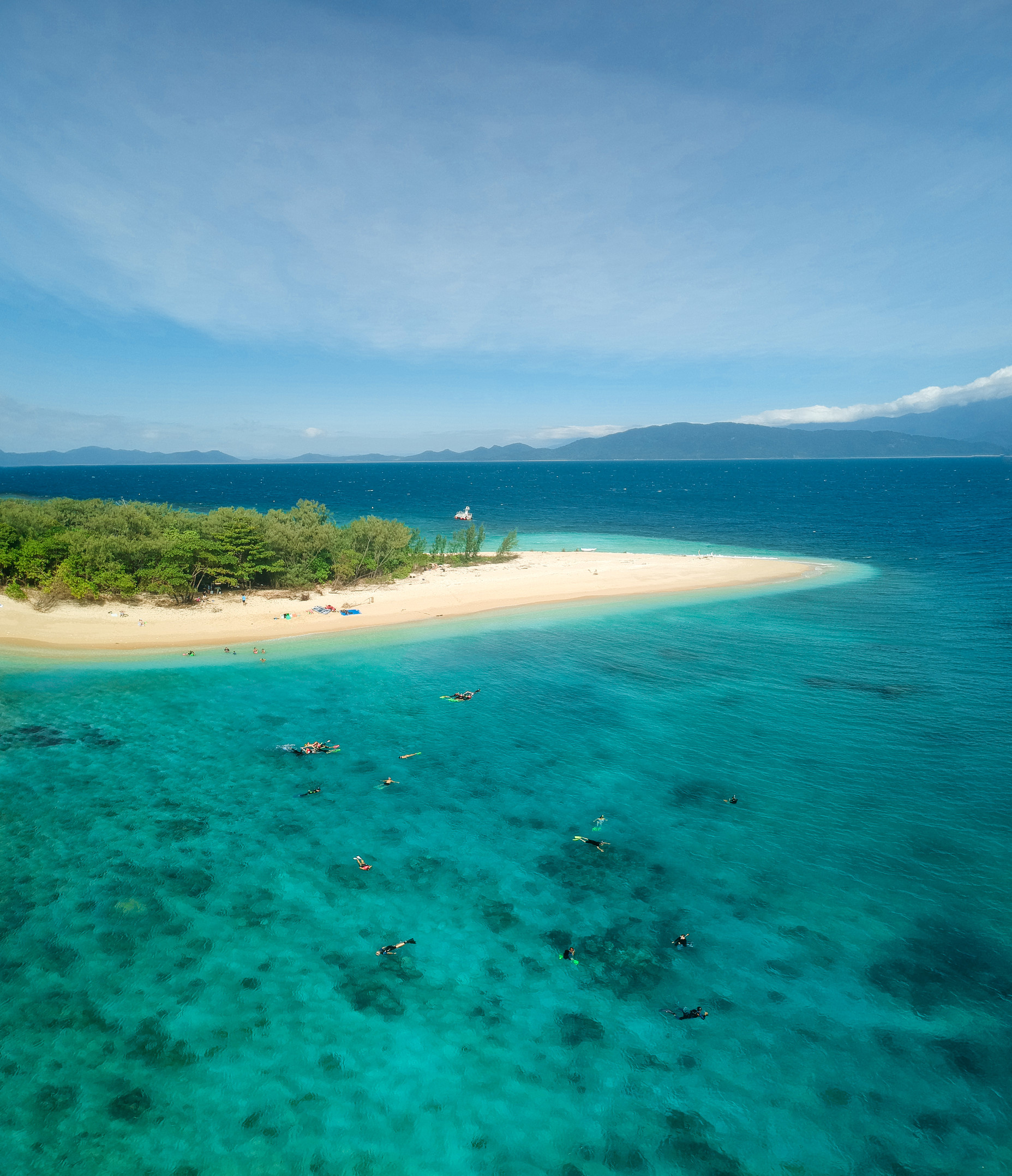 Snorkelling fringing reef at Frankland Islands | Great Barrier Reef tours Snorkelling fringing reef at Frankland Islands | Great Barrier Reef tours