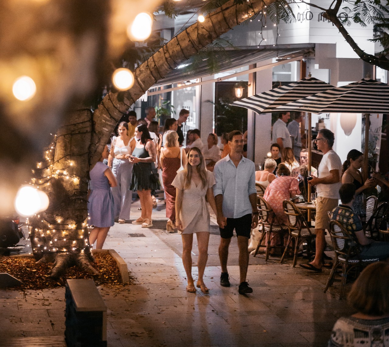 Live the Good Life With This Guide to Hastings Street, Noosa Queensland