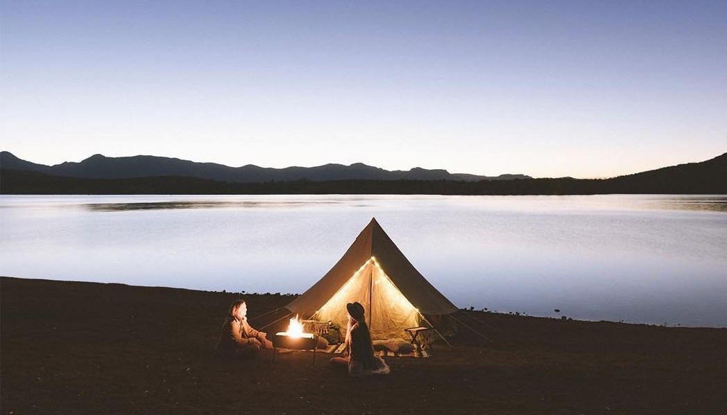camping gratis voyeurism