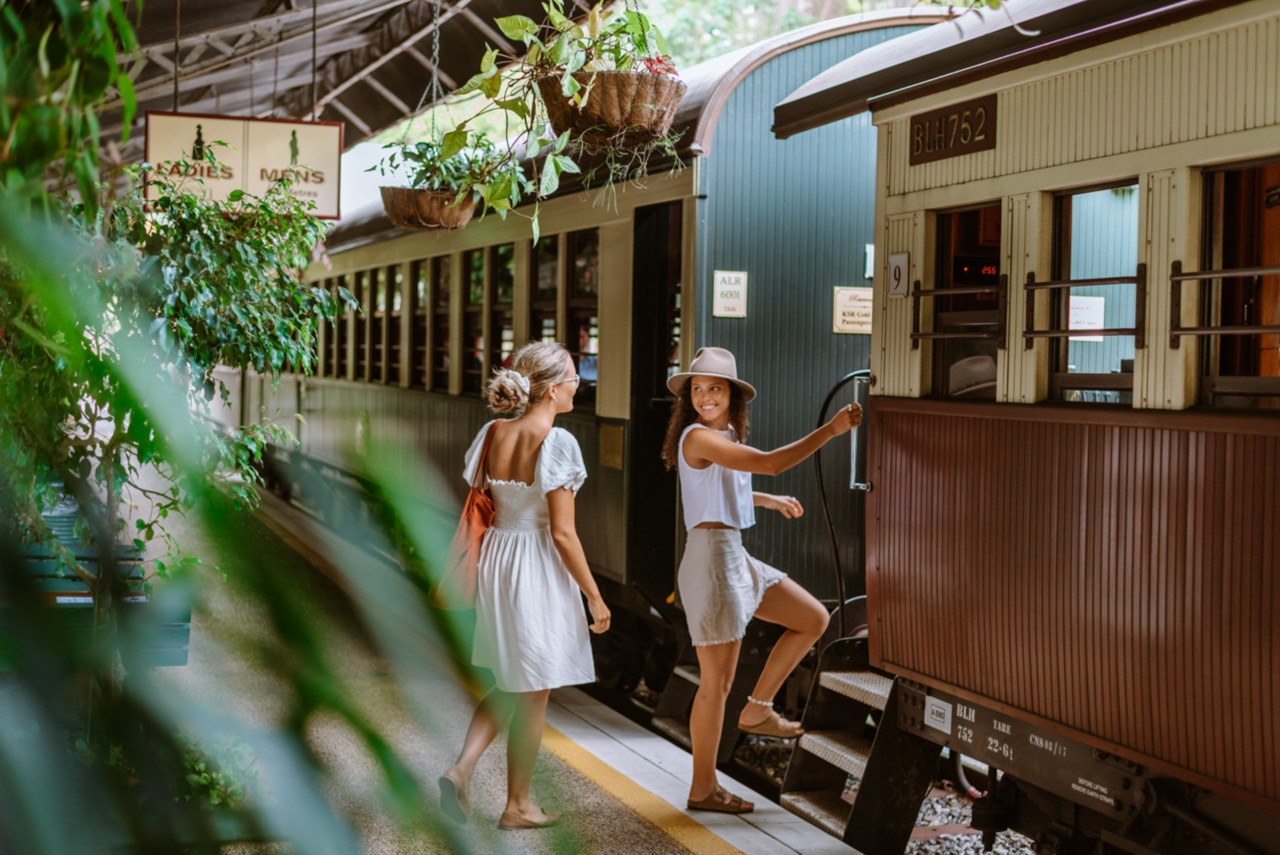 travel by train in queensland